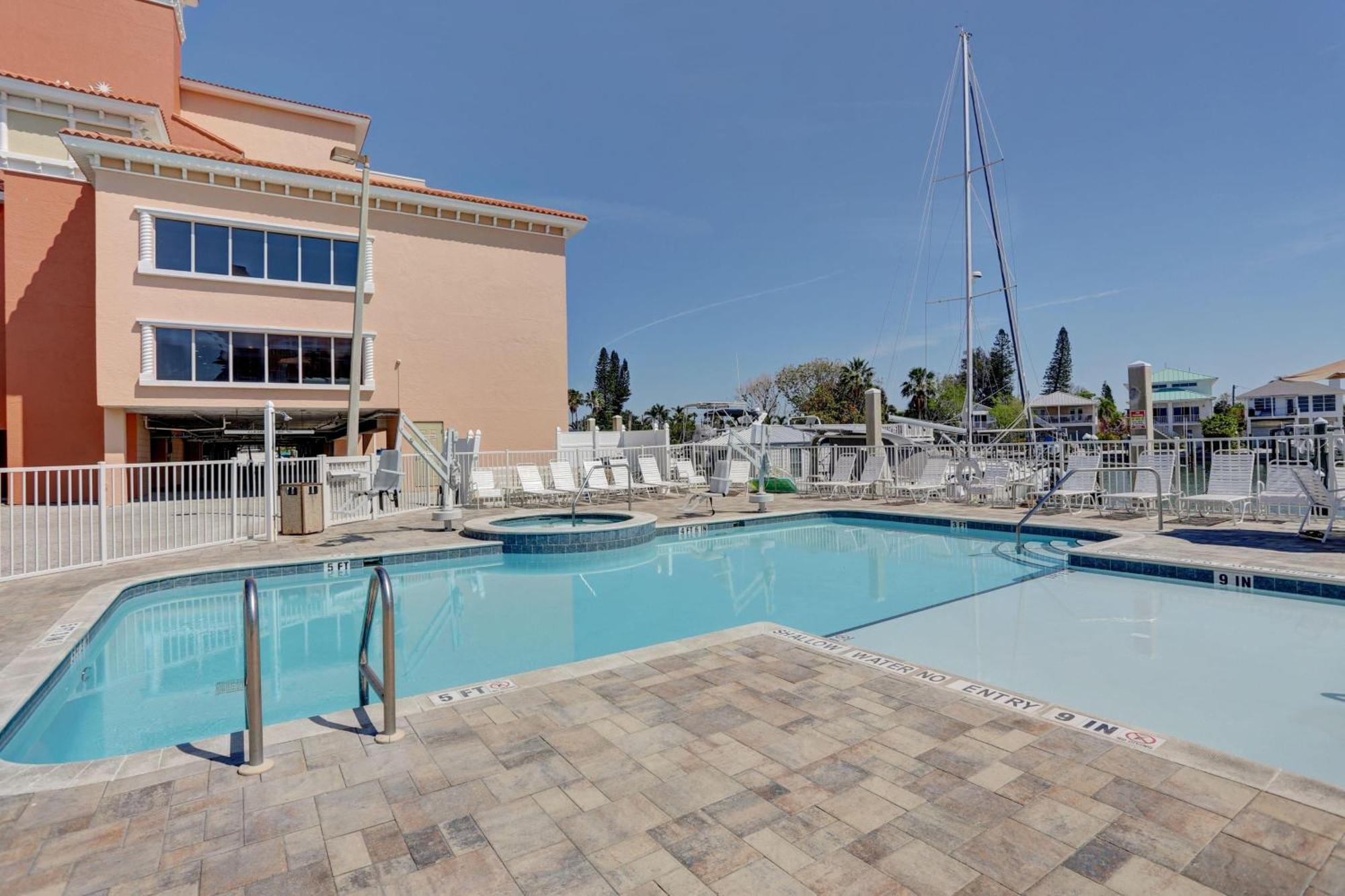 Madeira Bay Resort I 1402 St. Pete Beach Exterior foto